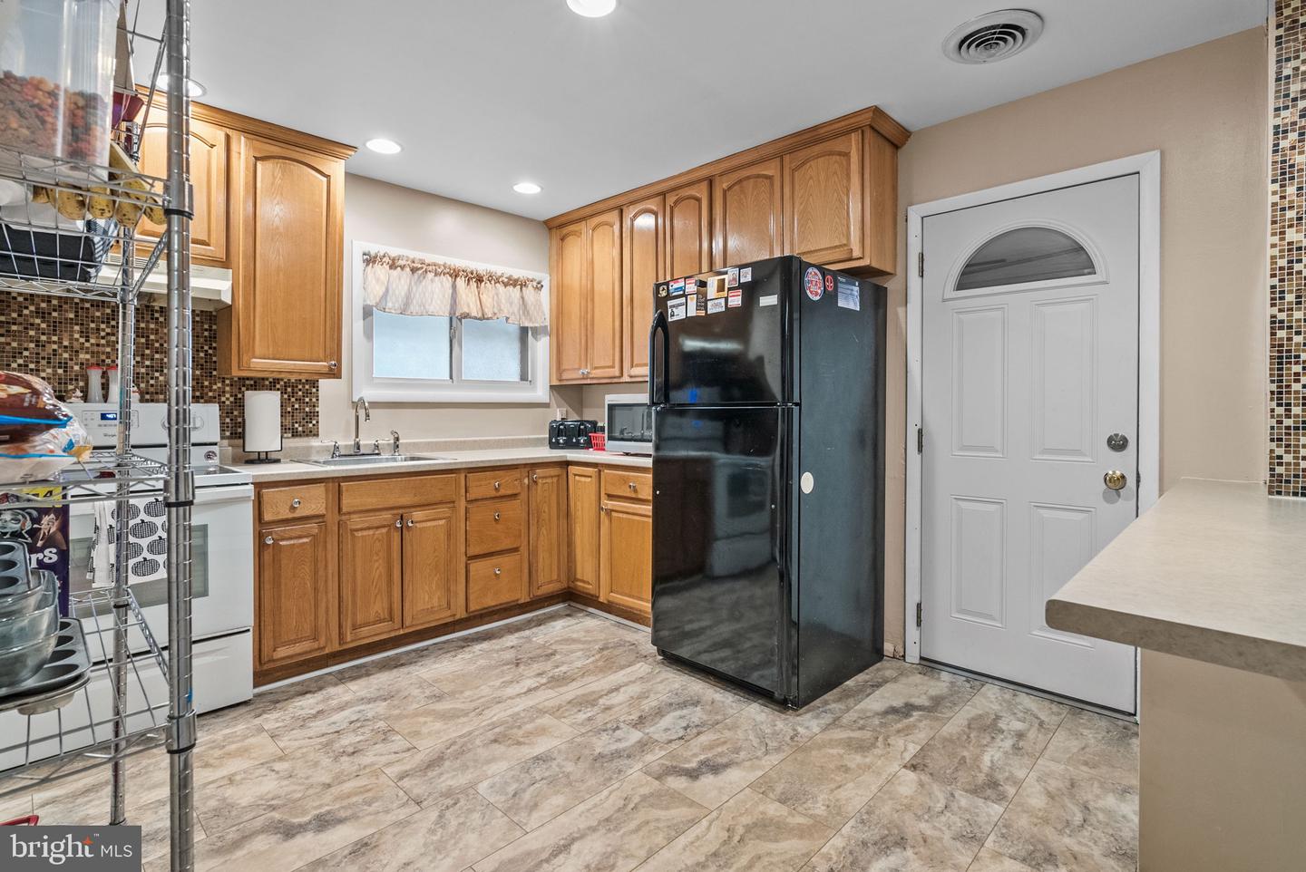 56 Highland Park Way