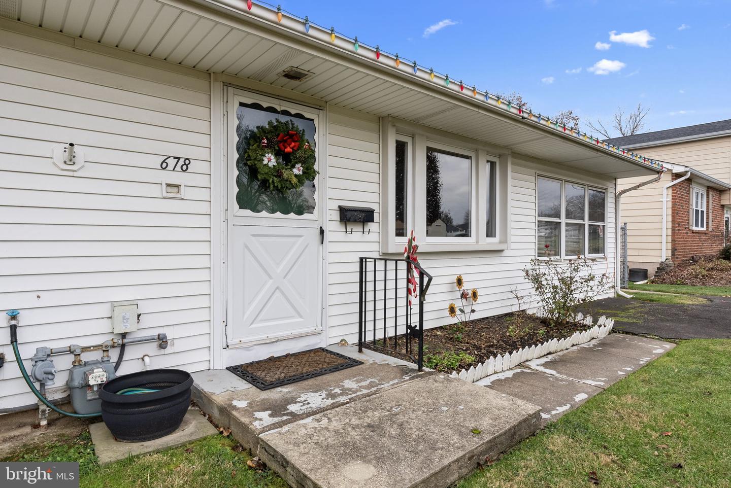678 Trenton Rd