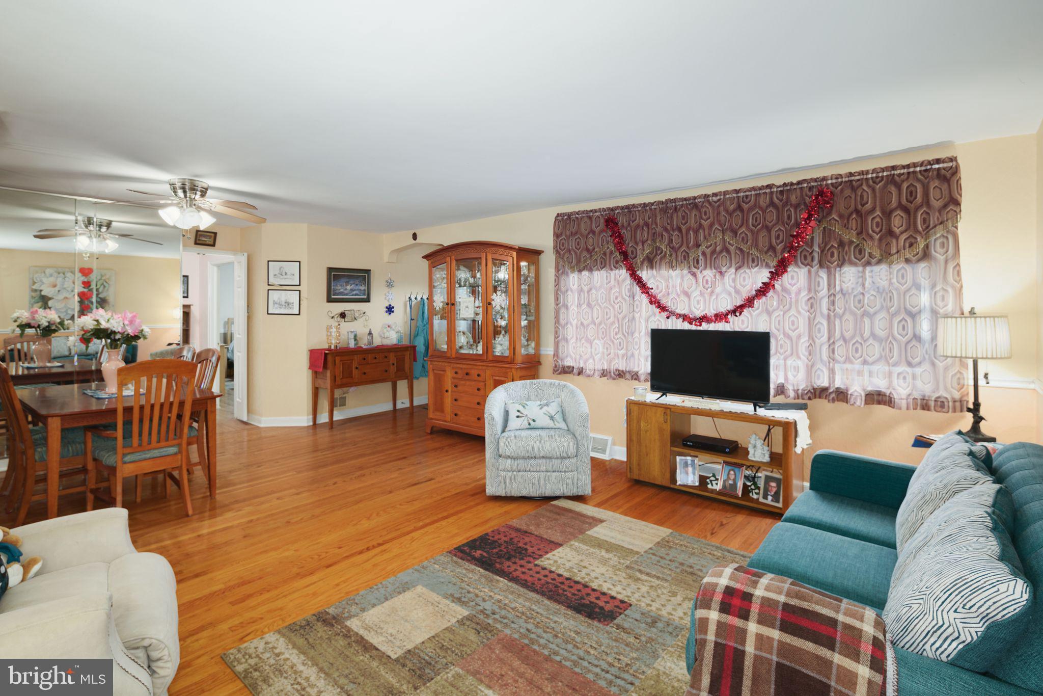 1378 Cornwells Ave