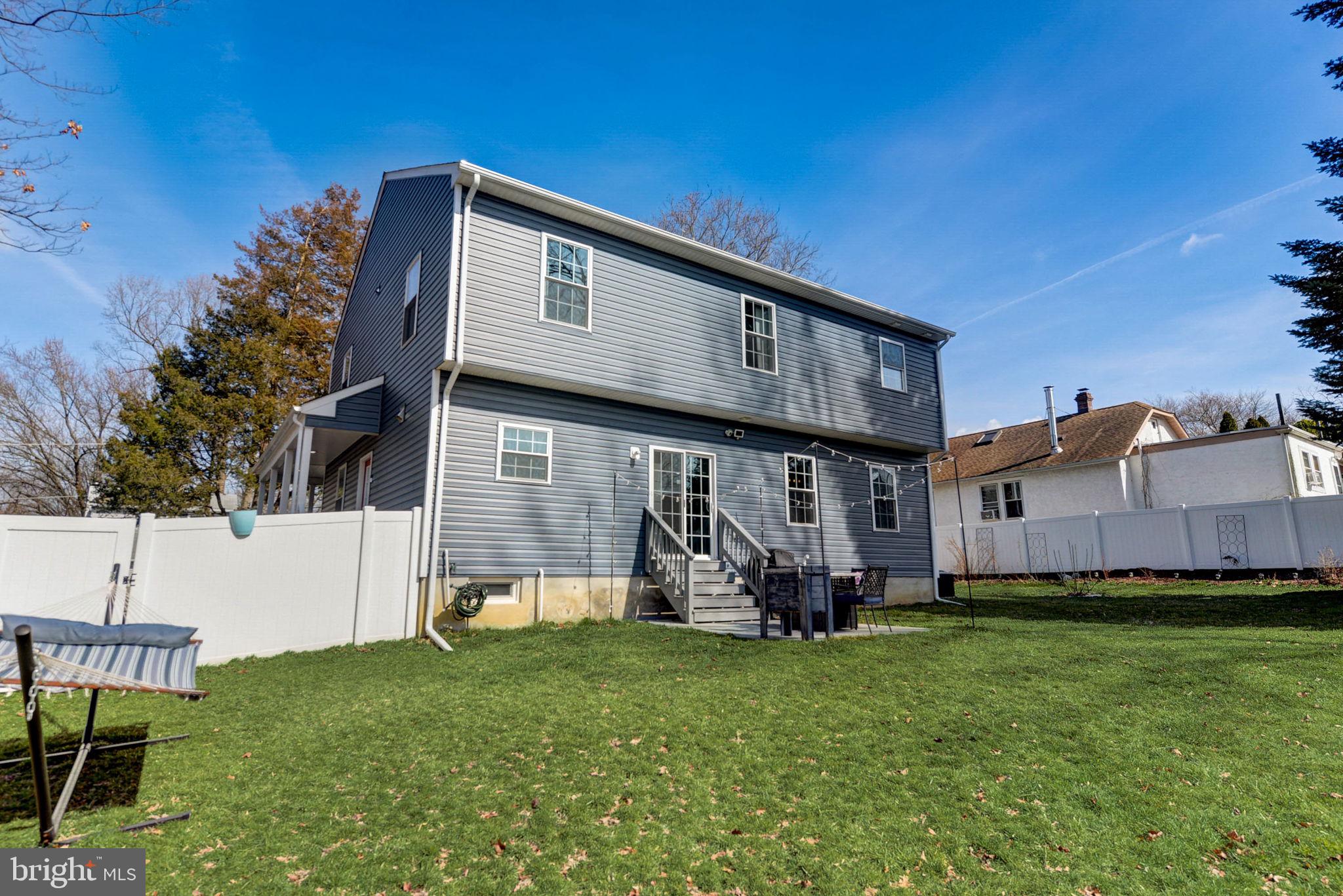 423 Walnut Ave