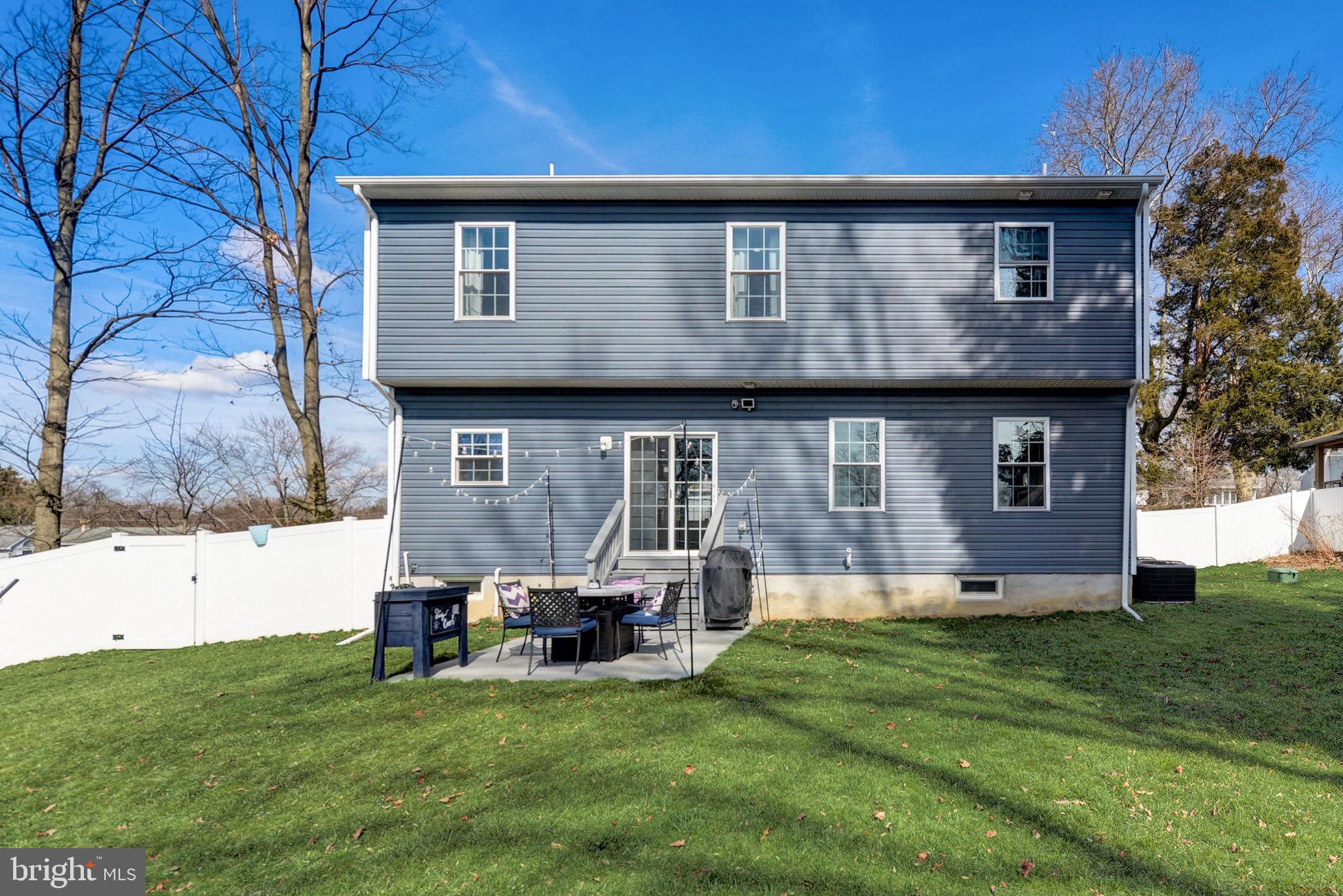 423 Walnut Ave