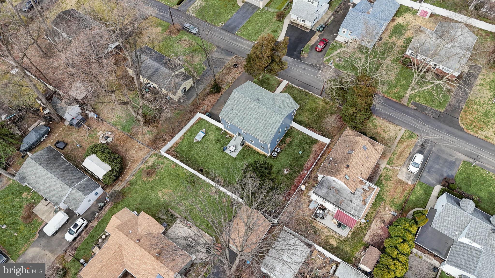423 Walnut Ave