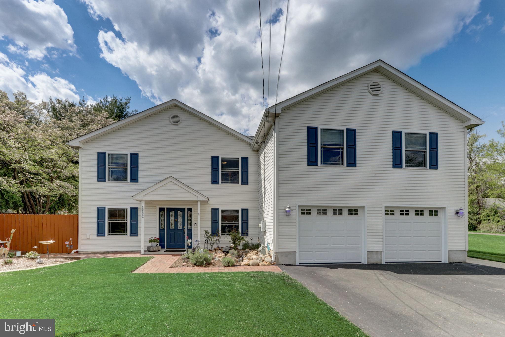1832 Meadowbrook Rd