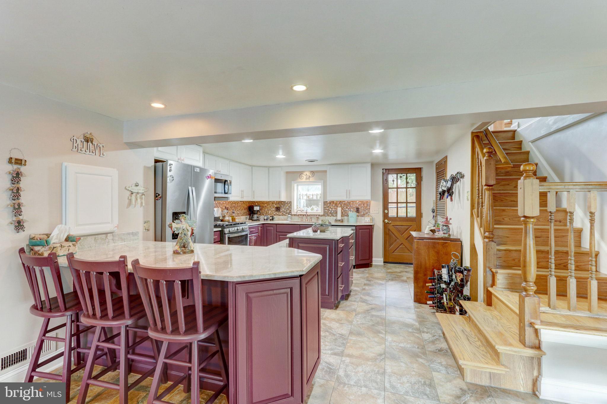 1832 Meadowbrook Rd