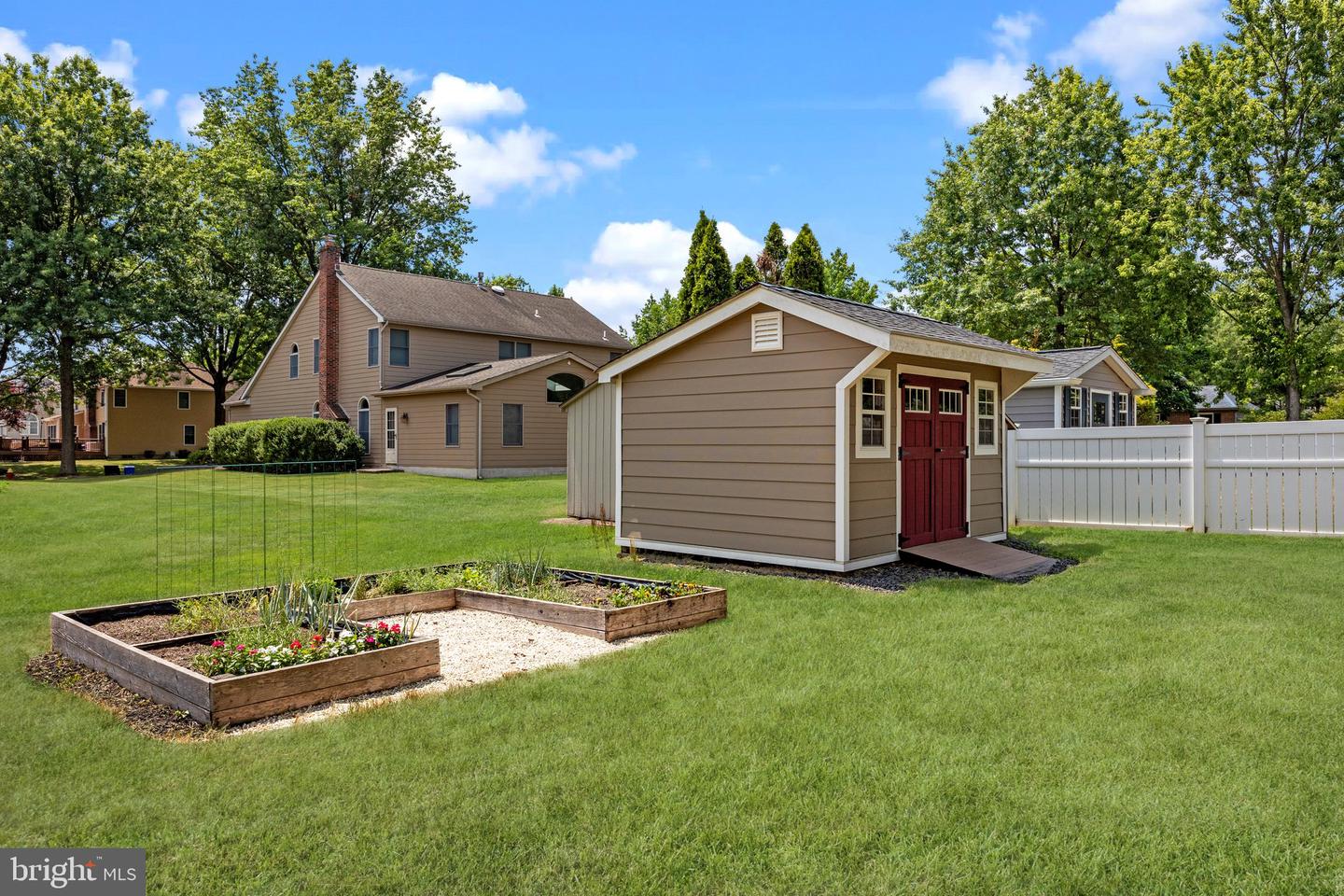 516 Fawnhill Dr