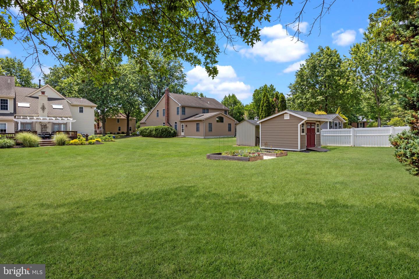 516 Fawnhill Dr