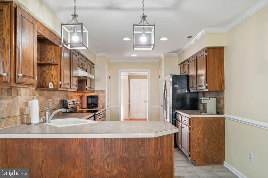 1600 Devon Ct