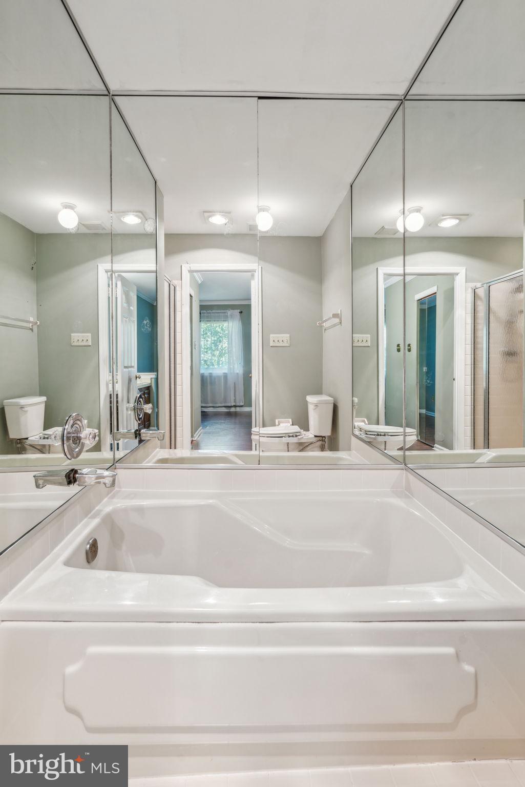 1600 Devon Ct