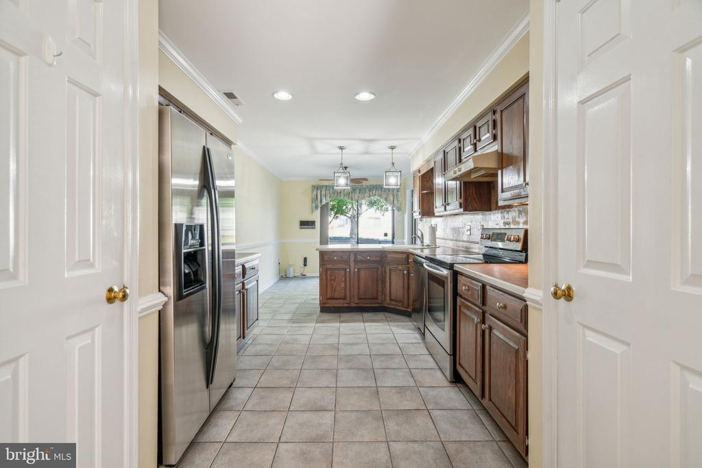 1600 Devon Ct