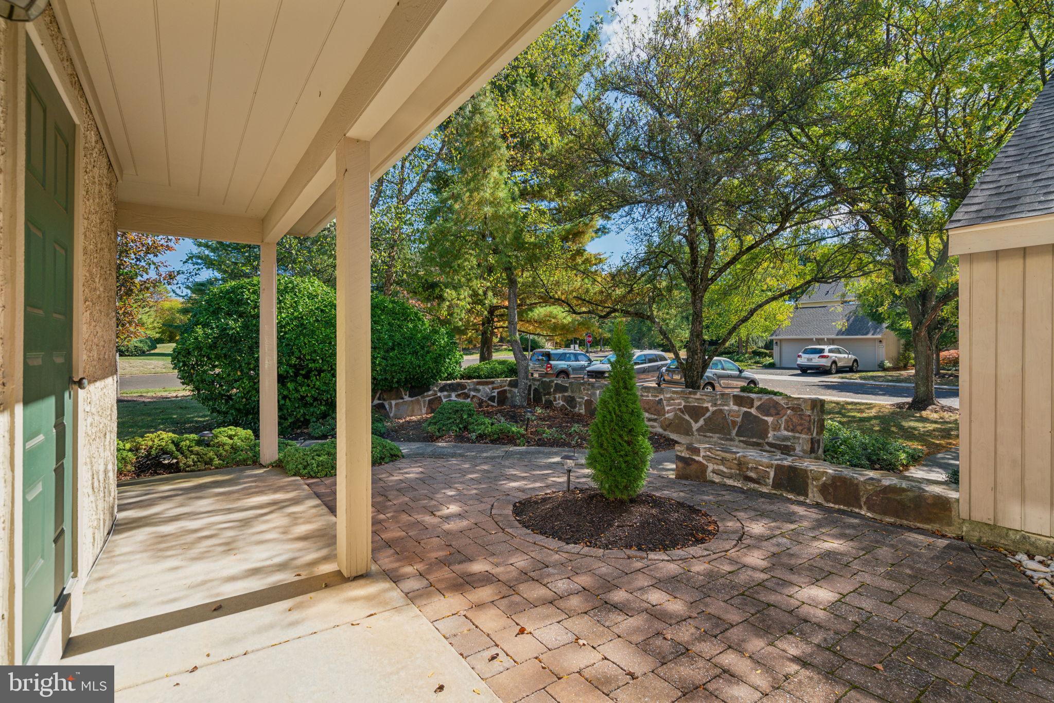 1600 Devon Ct