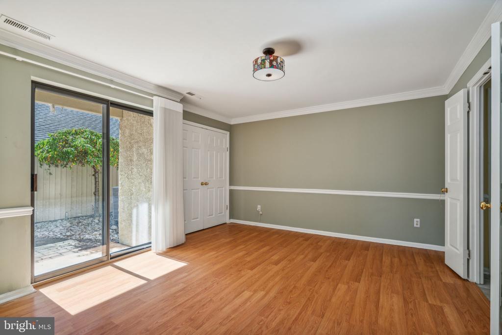 1600 Devon Ct