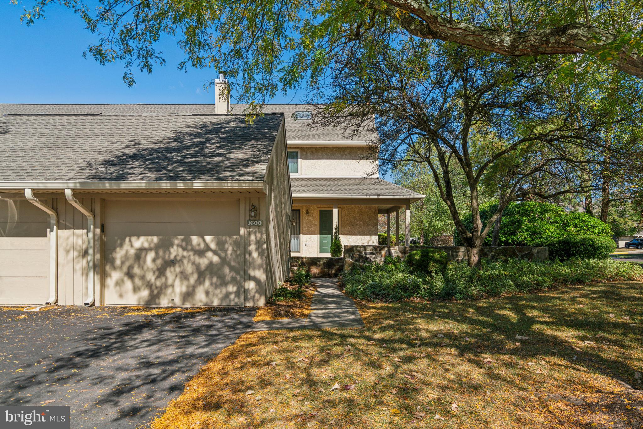 1600 Devon Ct