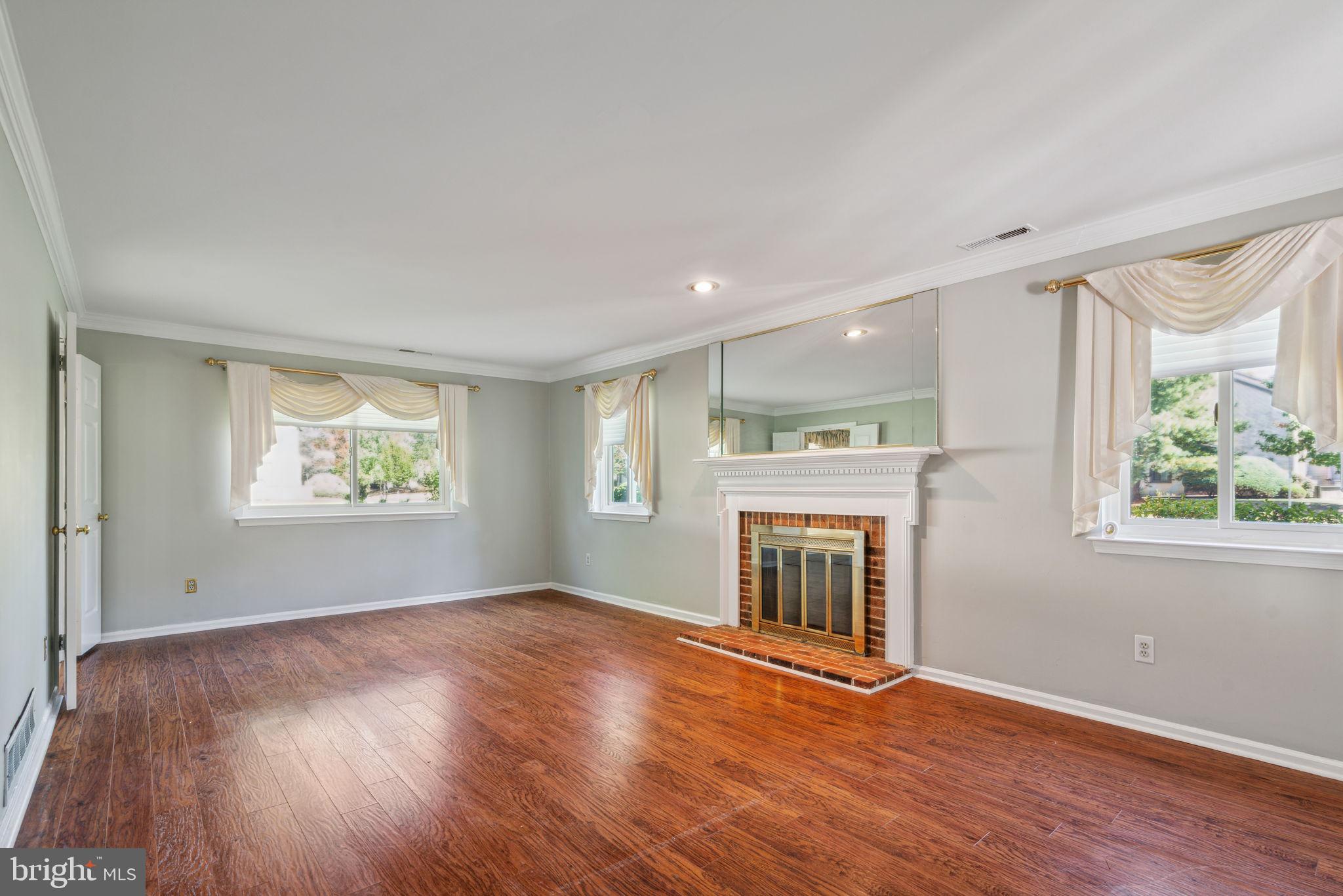 1600 Devon Ct