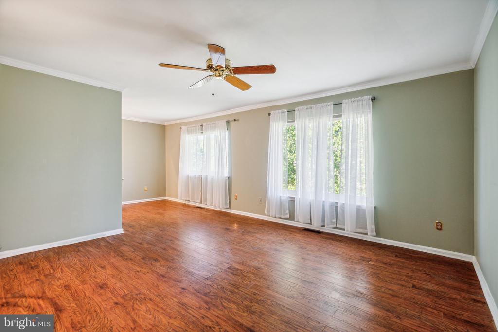 1600 Devon Ct