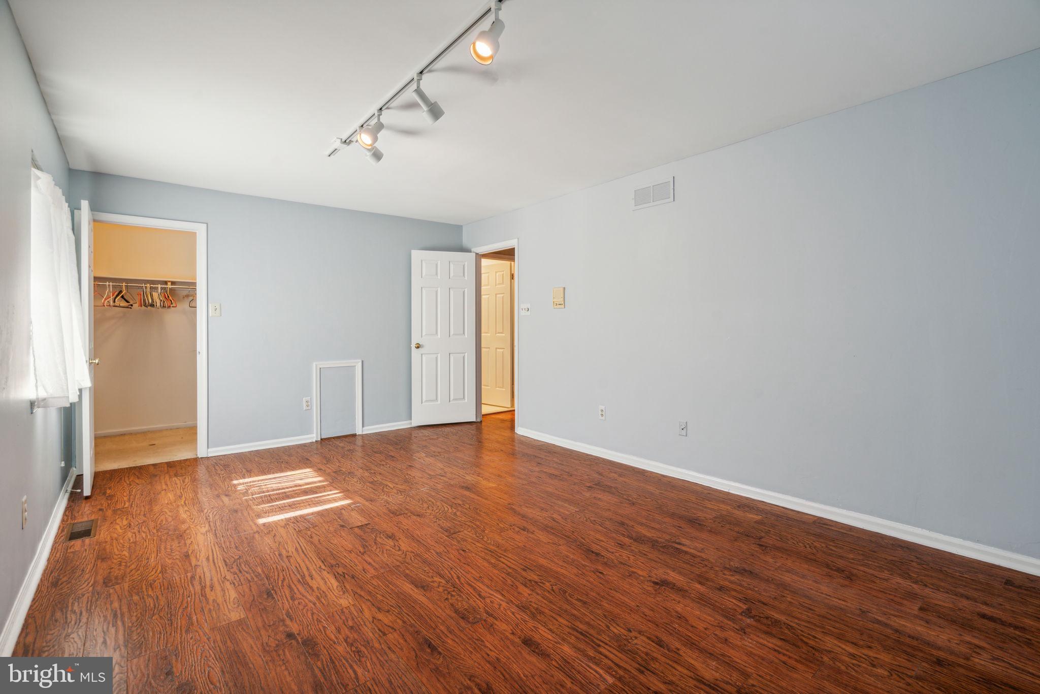 1600 Devon Ct