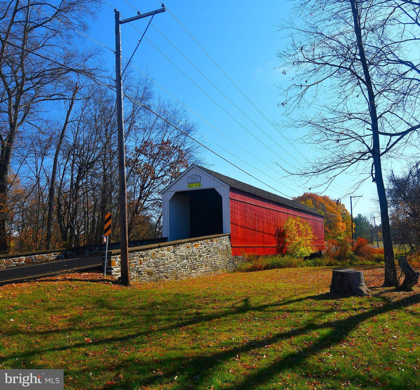 536 Waltham Ln
