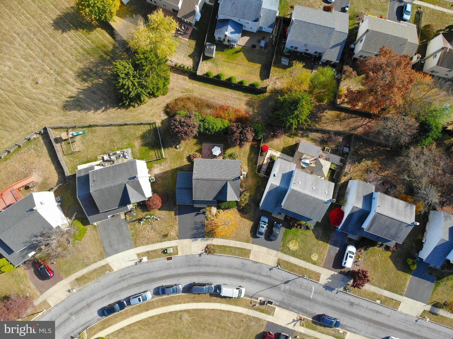 536 Waltham Ln