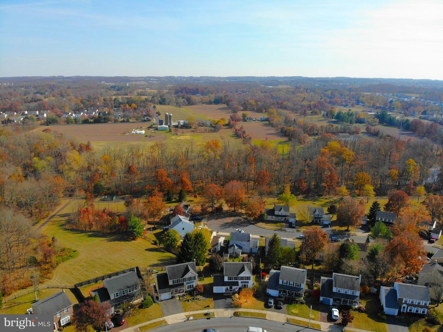 536 Waltham Ln