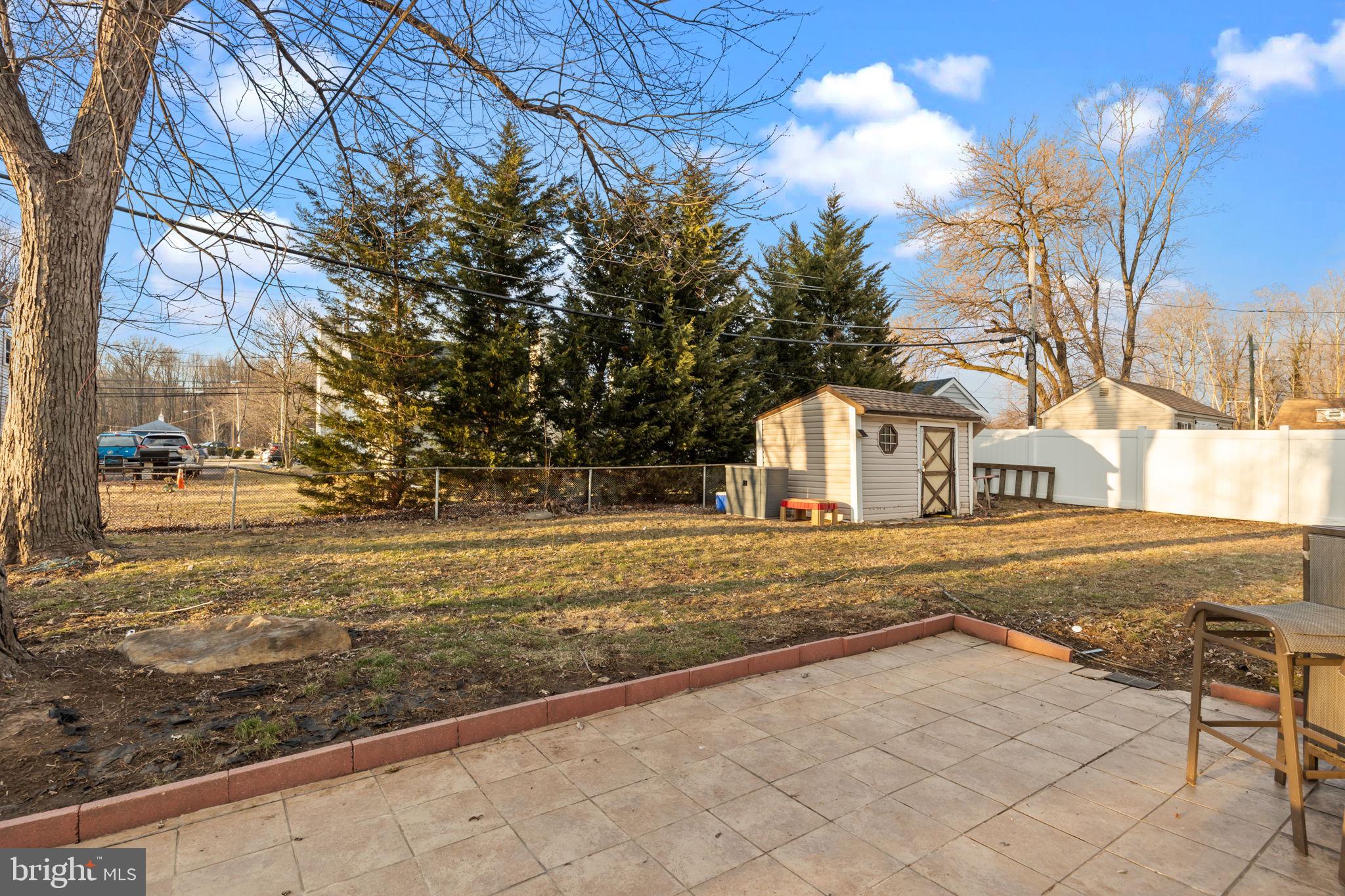 802 Fawn St