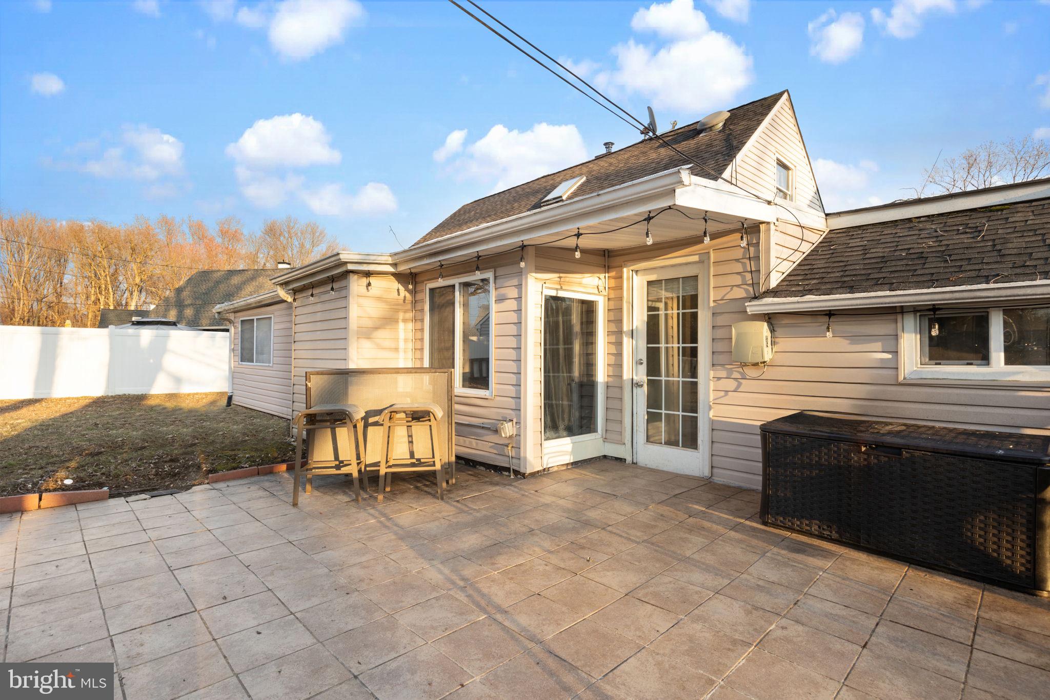 802 Fawn St