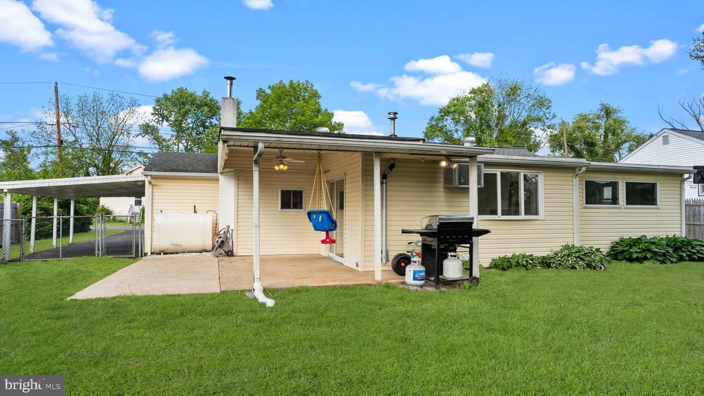 1098 Whittier Ave
