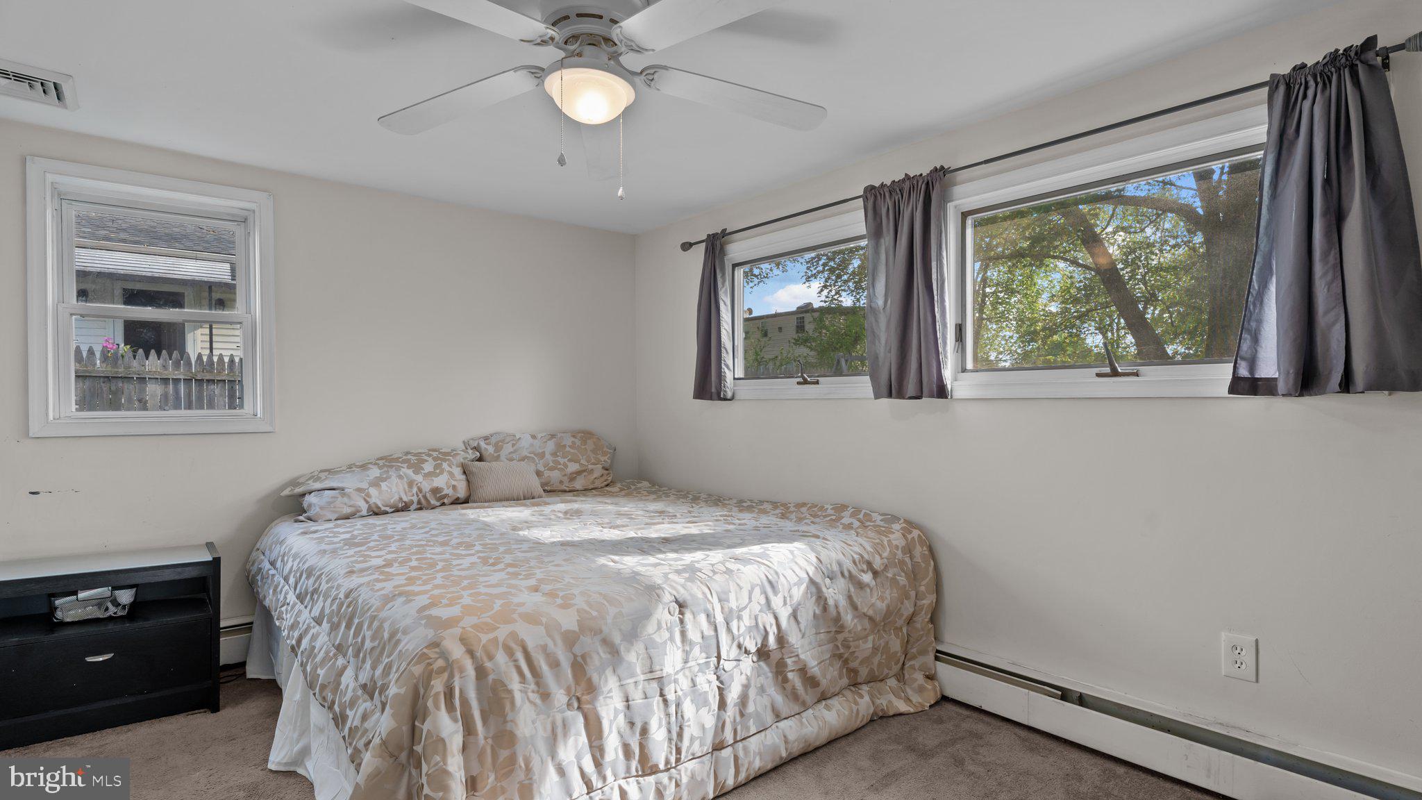 1098 Whittier Ave