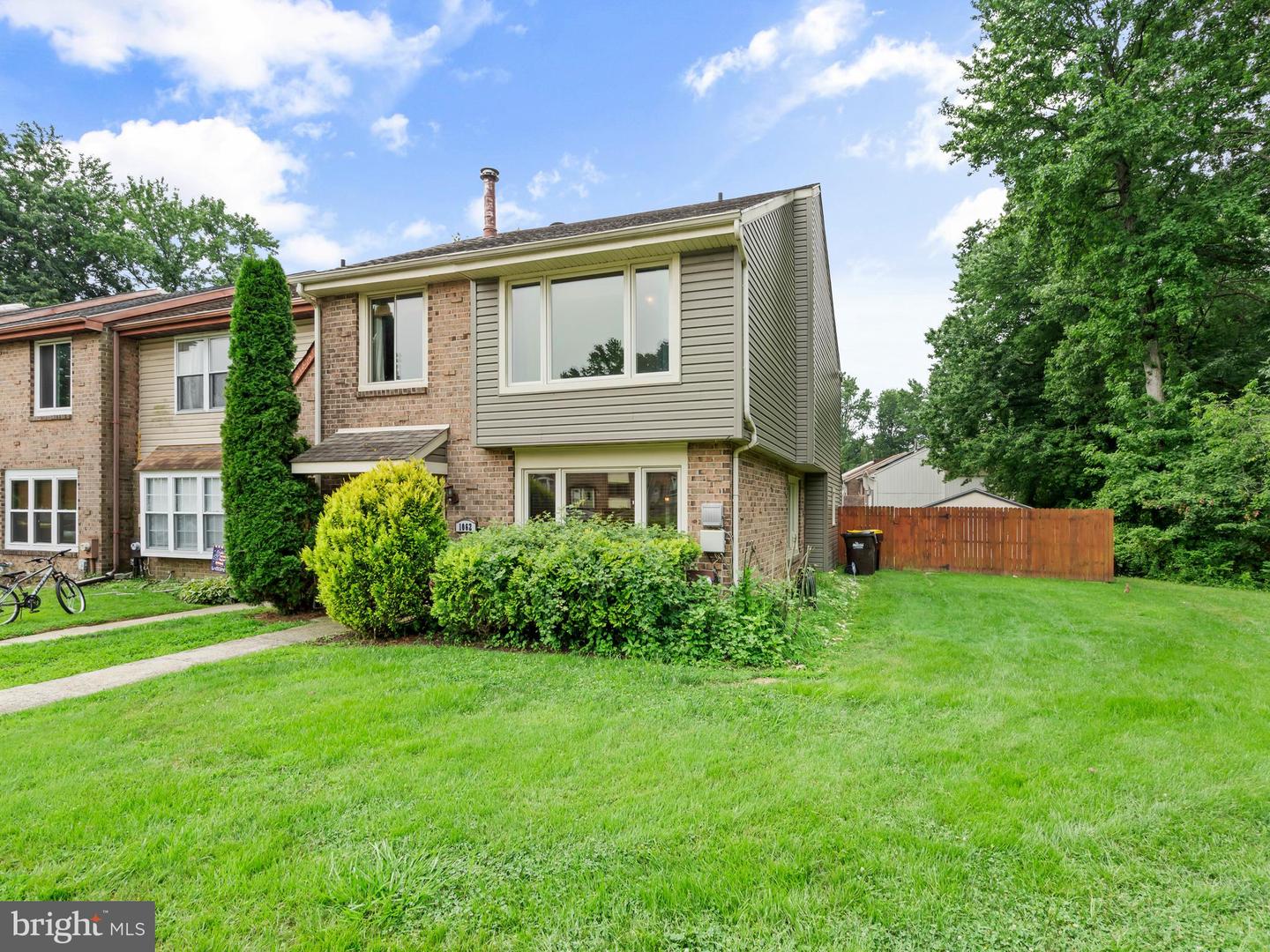 1062 Bolton Ct