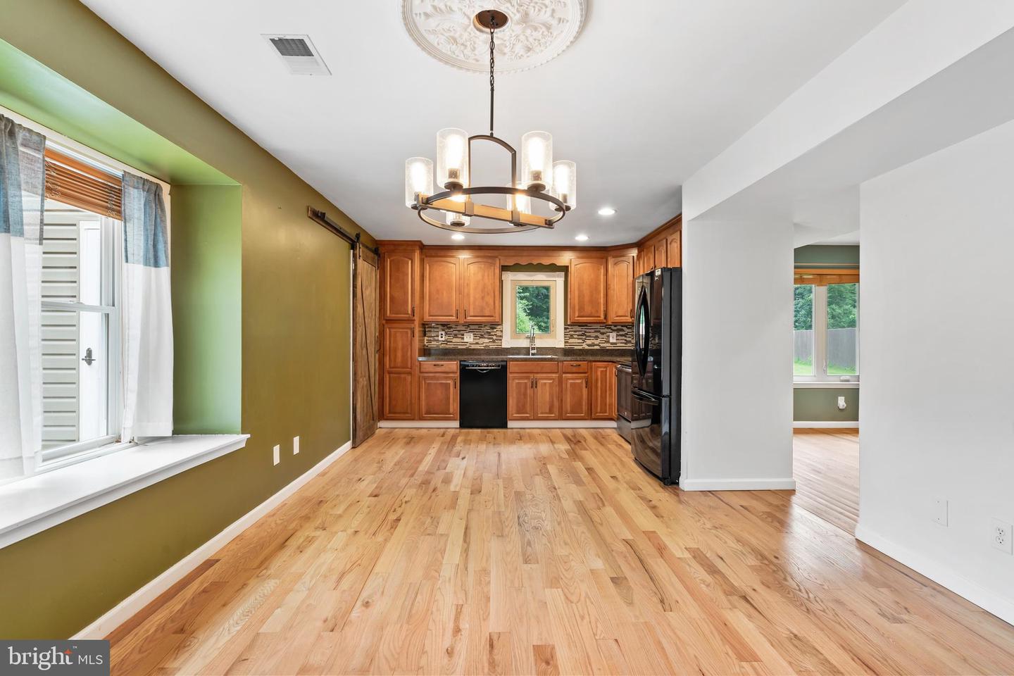 1062 Bolton Ct