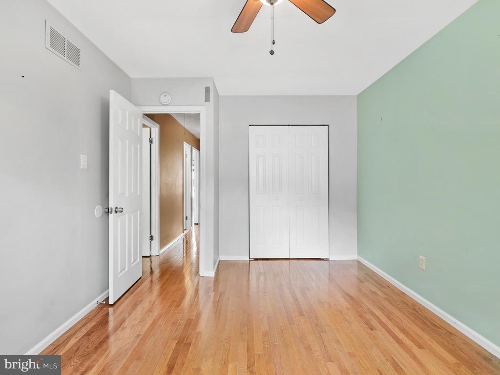 1062 Bolton Ct