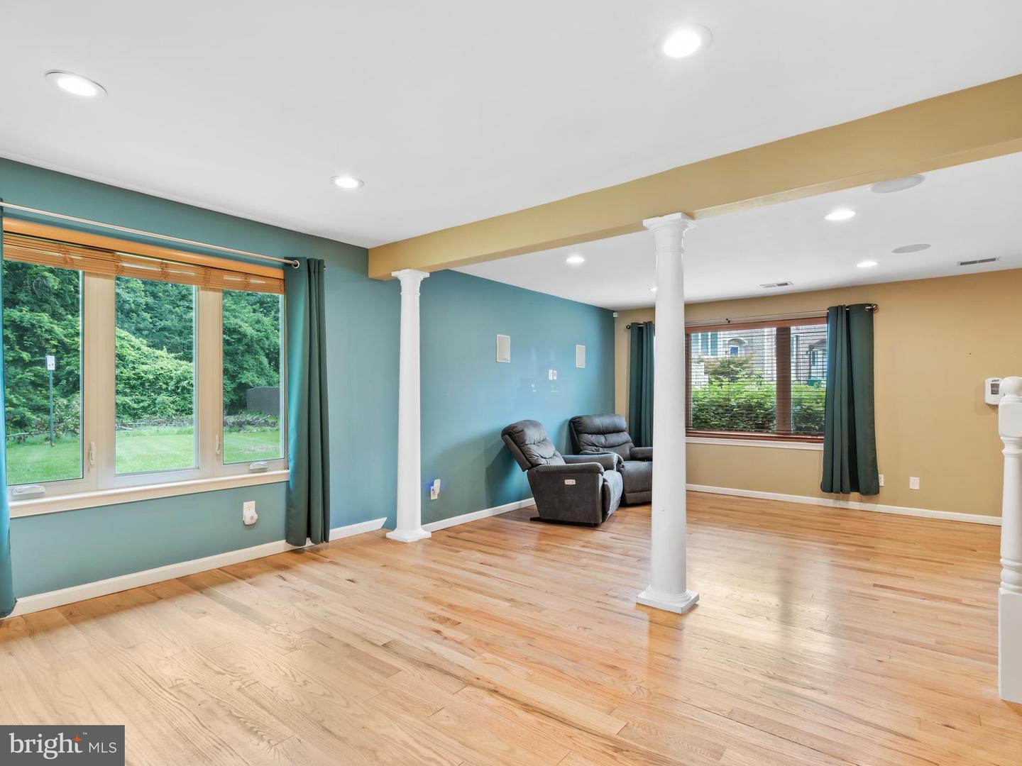 1062 Bolton Ct