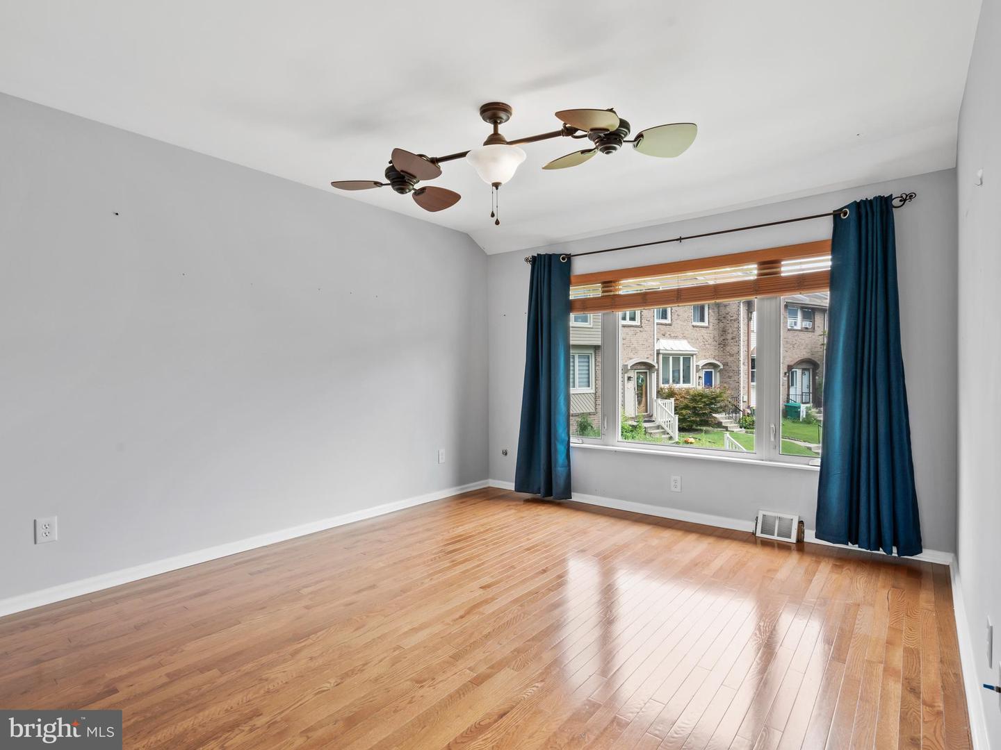 1062 Bolton Ct