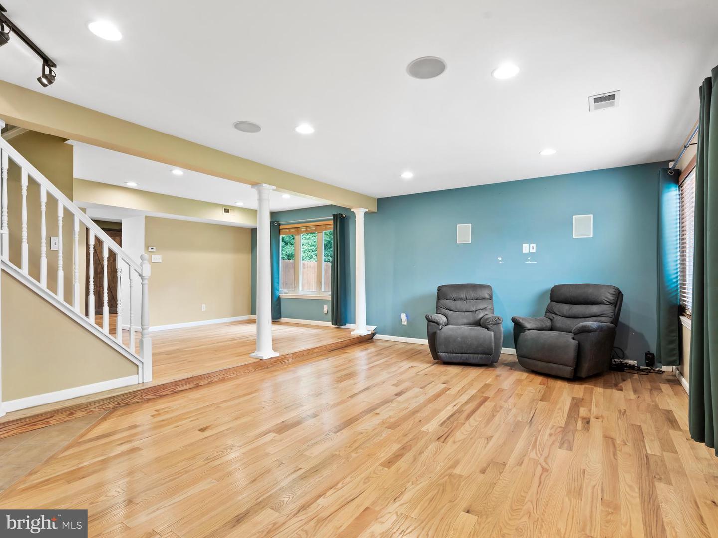1062 Bolton Ct