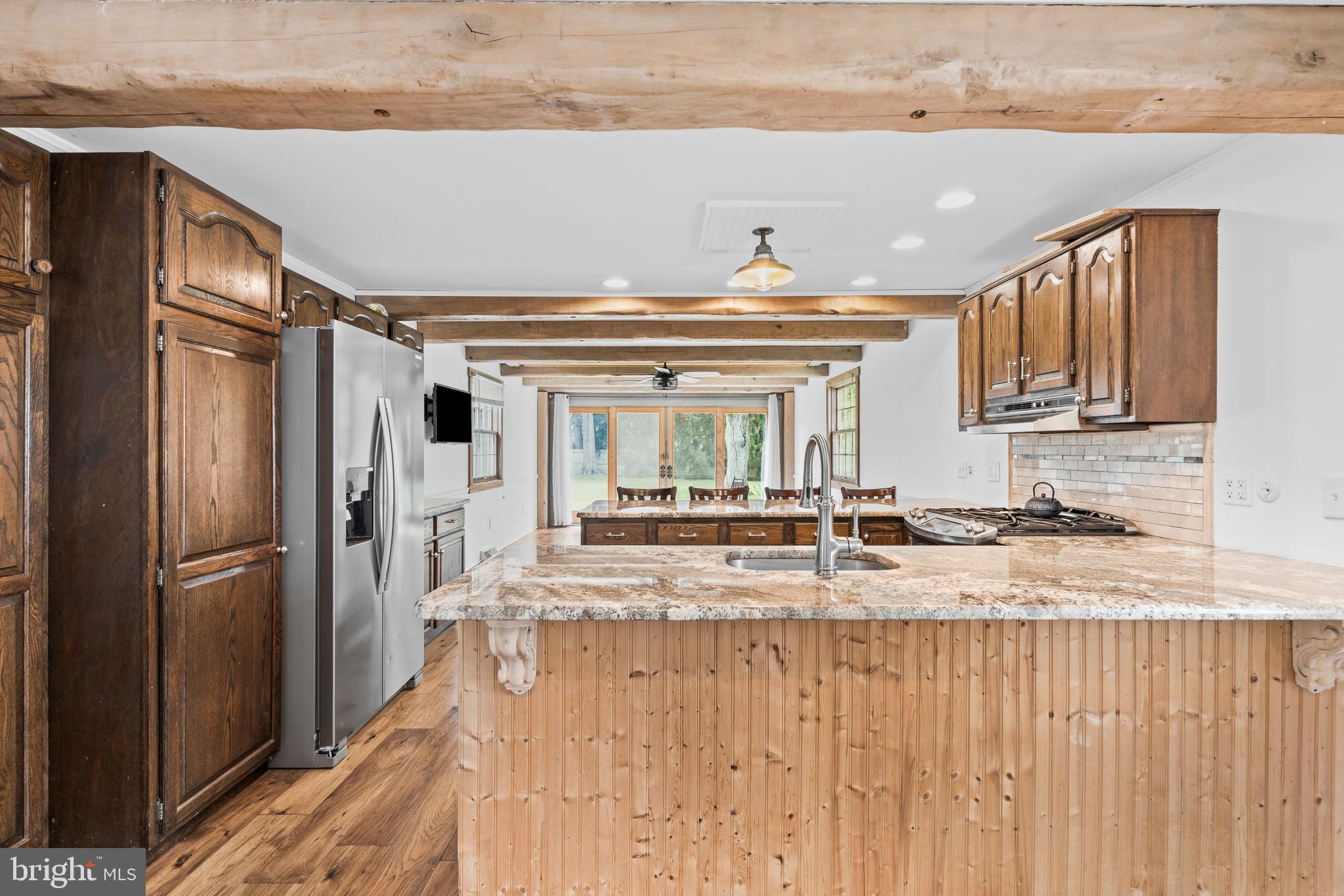 102 E Bristol Rd