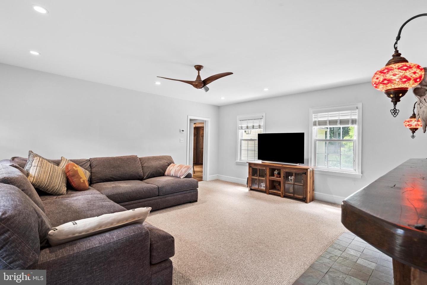 102 E Bristol Rd