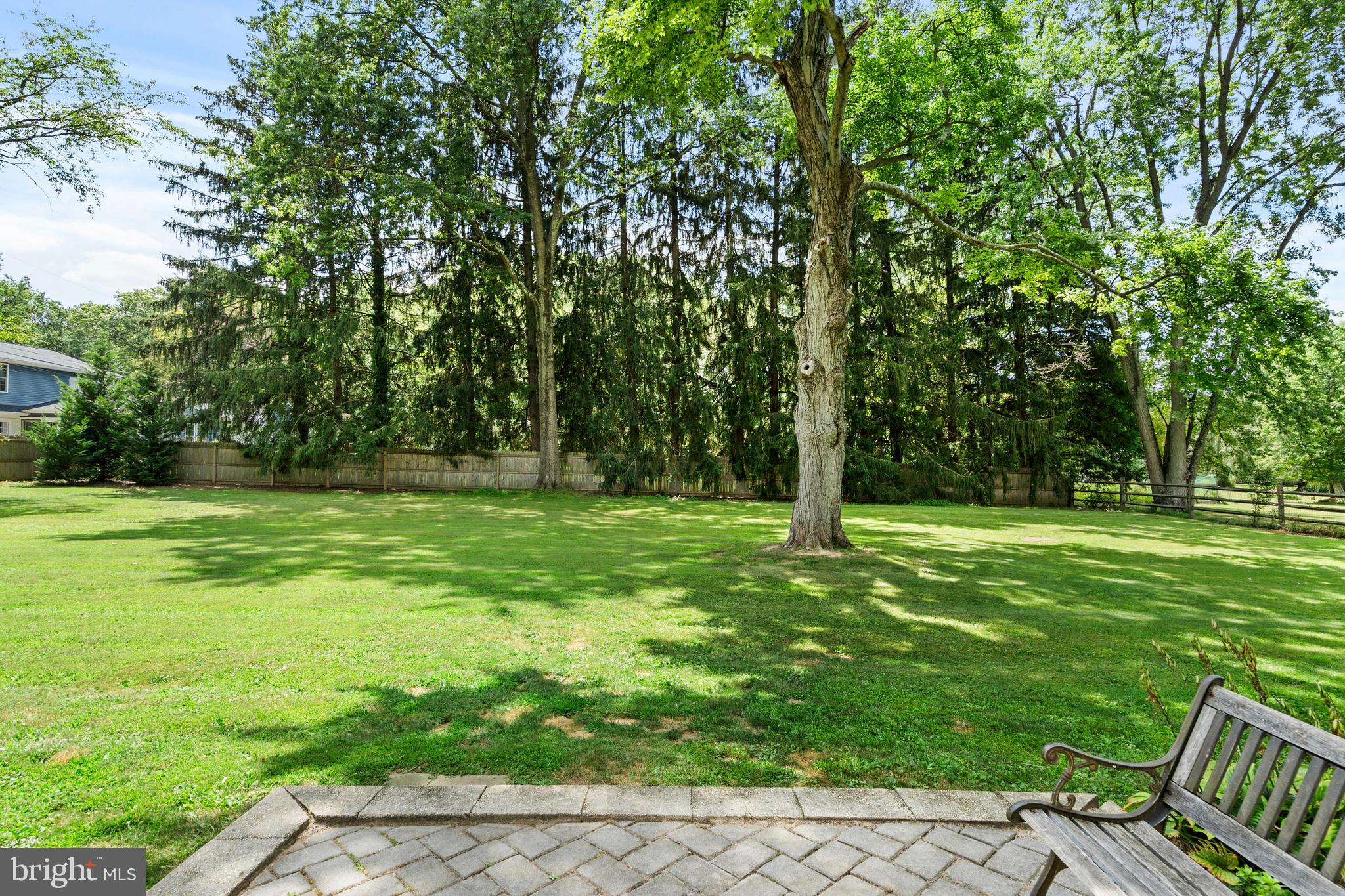102 E Bristol Rd
