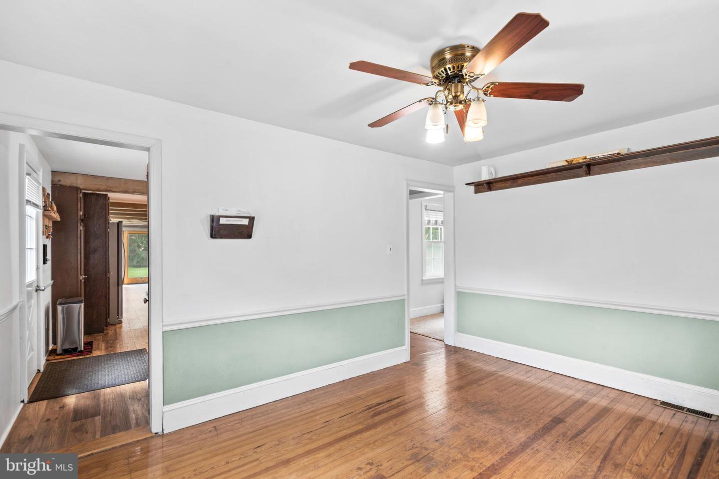 102 E Bristol Rd