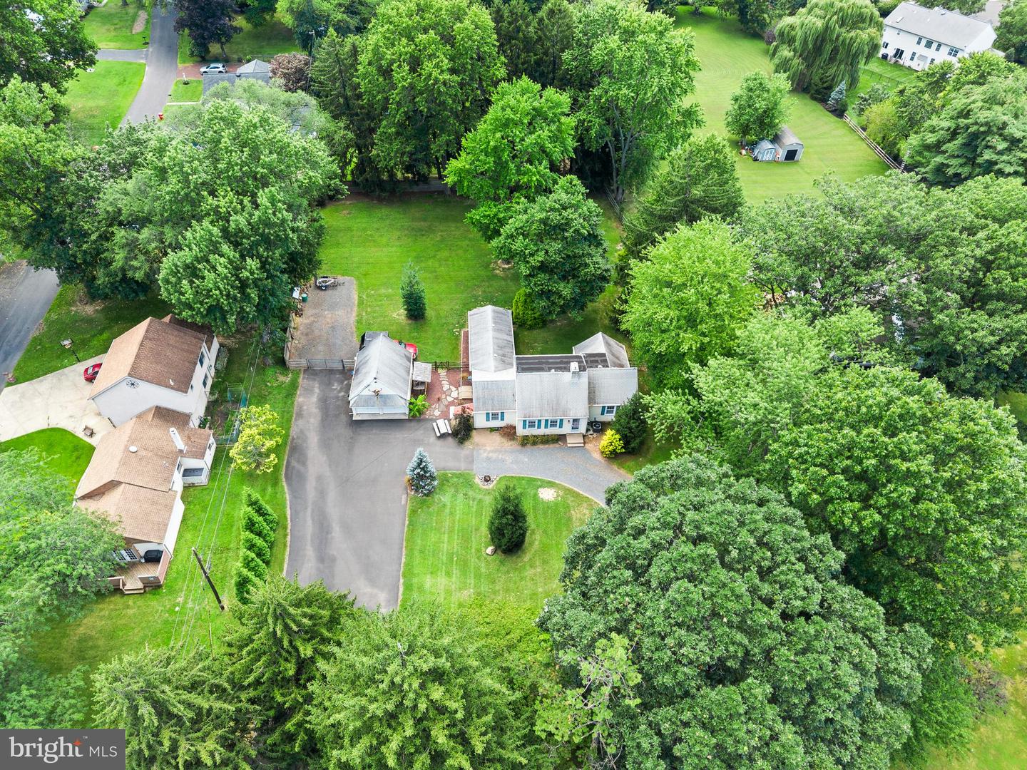 102 E Bristol Rd