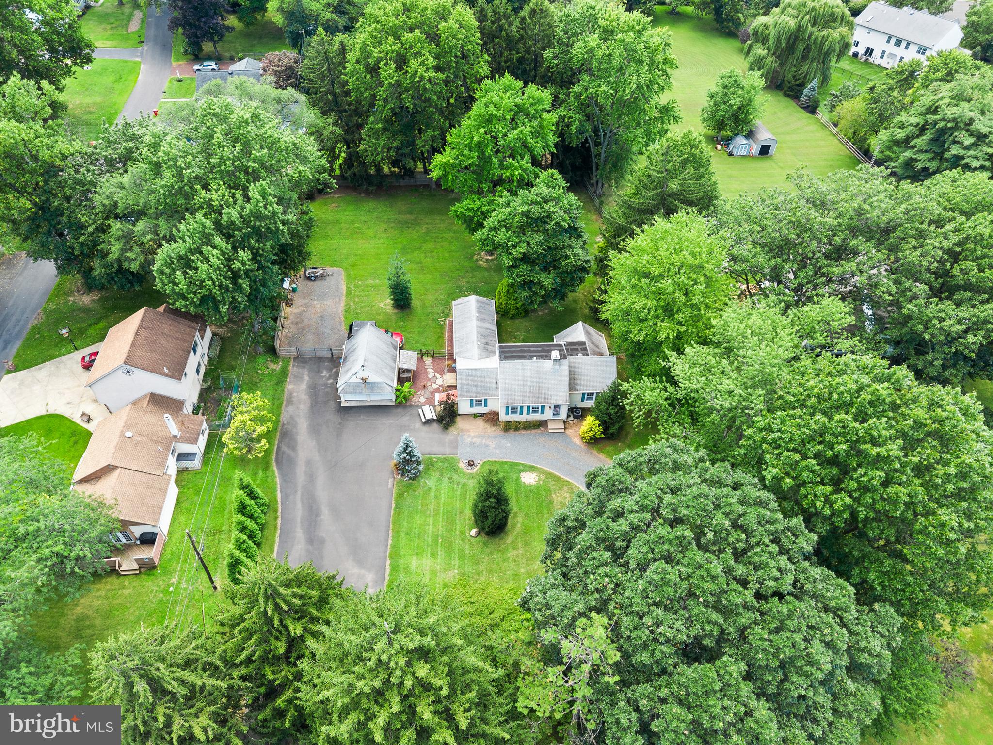 102 E Bristol Rd