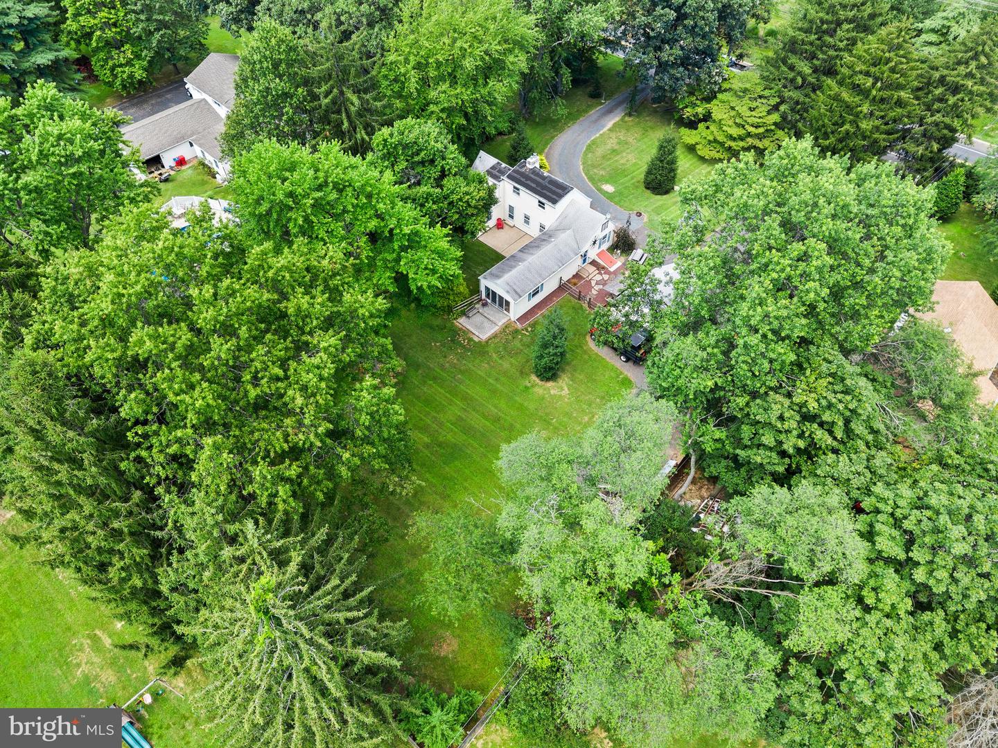 102 E Bristol Rd