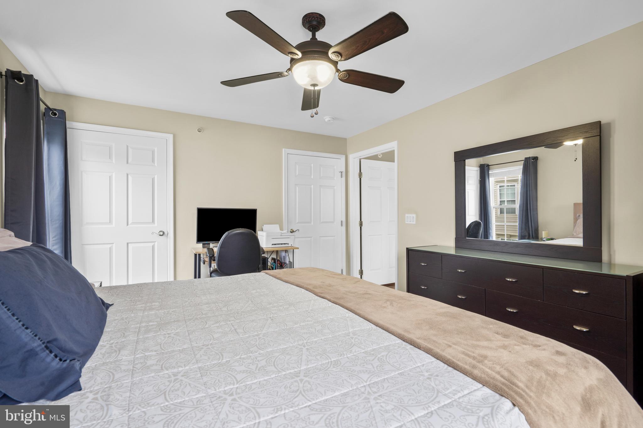 1502 MOORE STREET 201