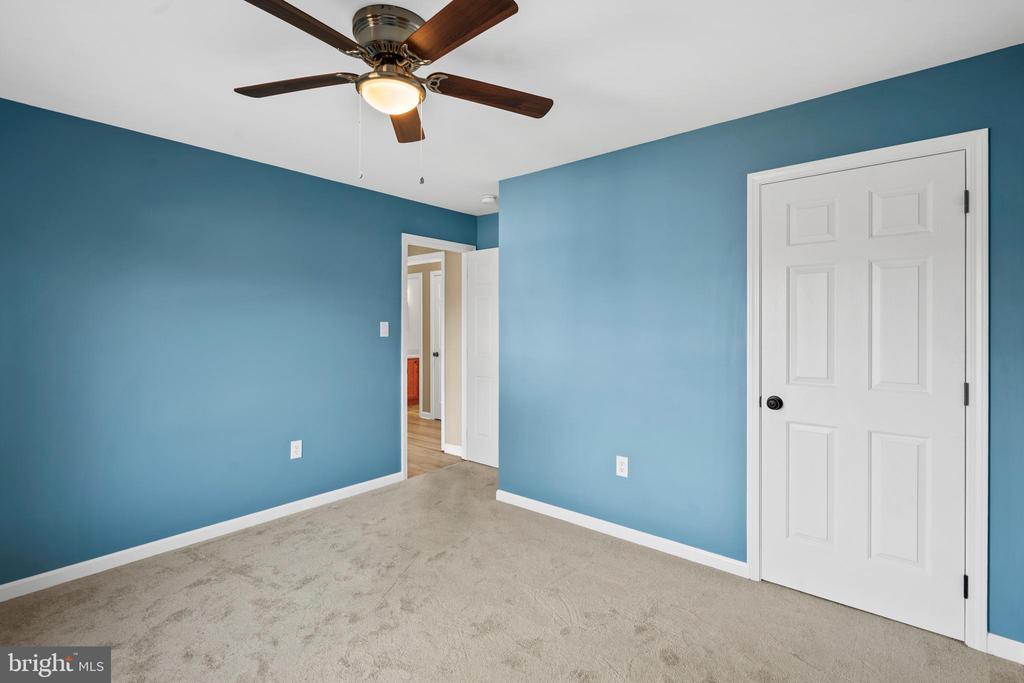 2602 AVENUE E