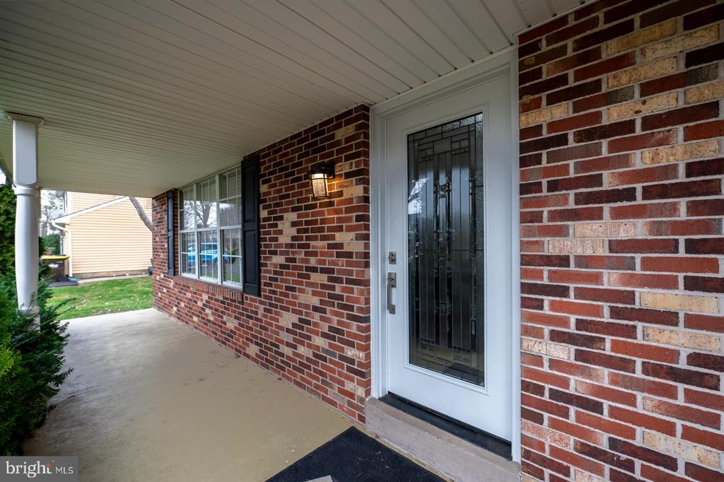 292 HOLLOW BRANCH LANE