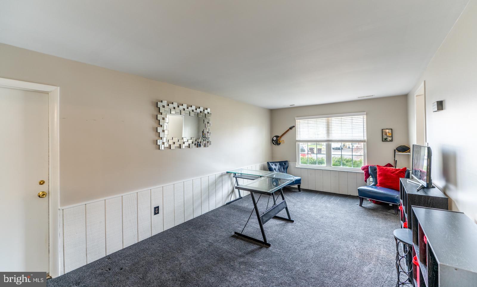 292 HOLLOW BRANCH LANE