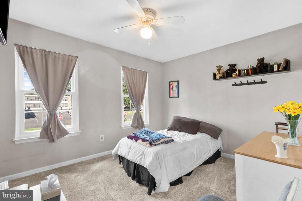 409 FAIRVIEW