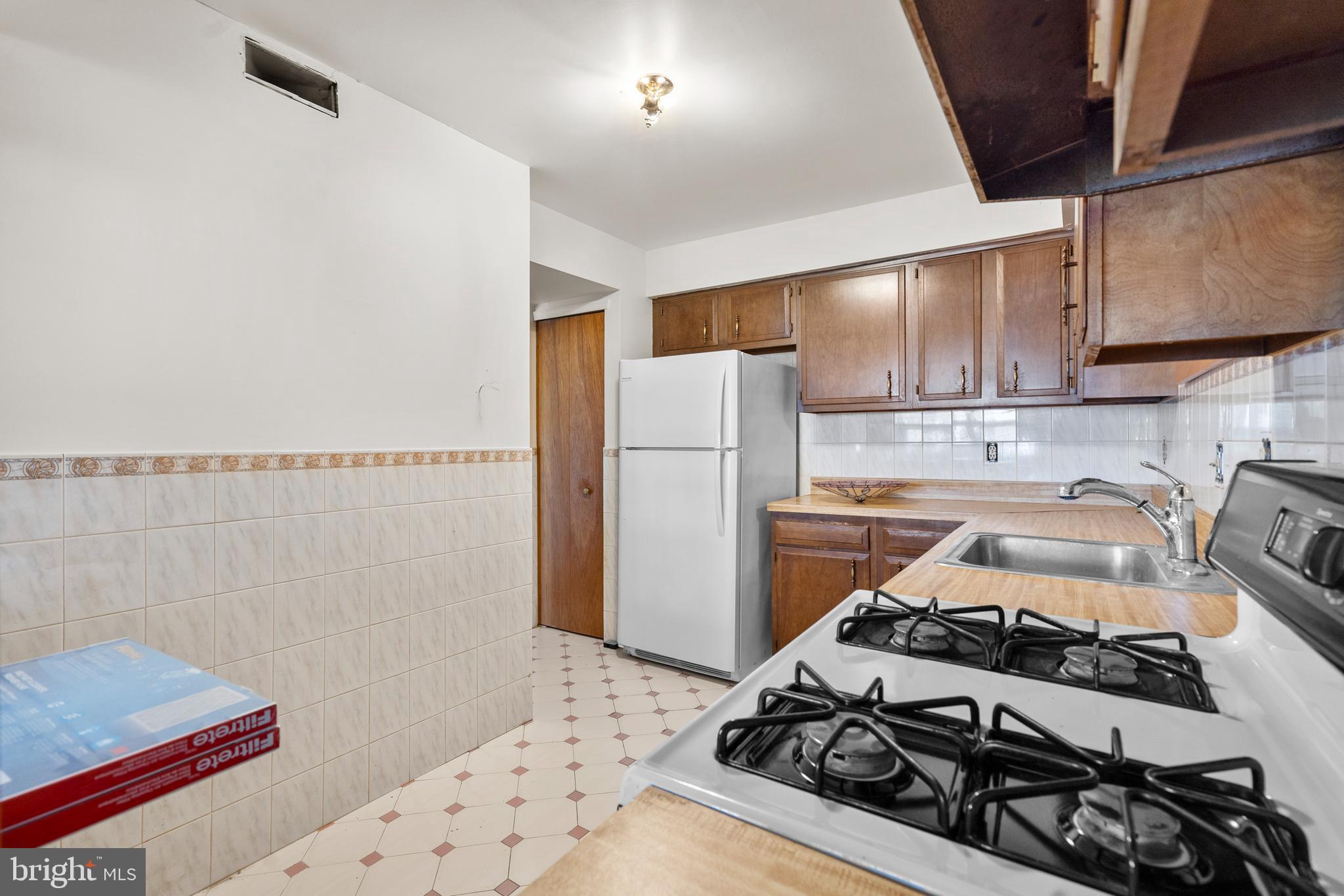 79-81 SANDYBROOK DRIVE