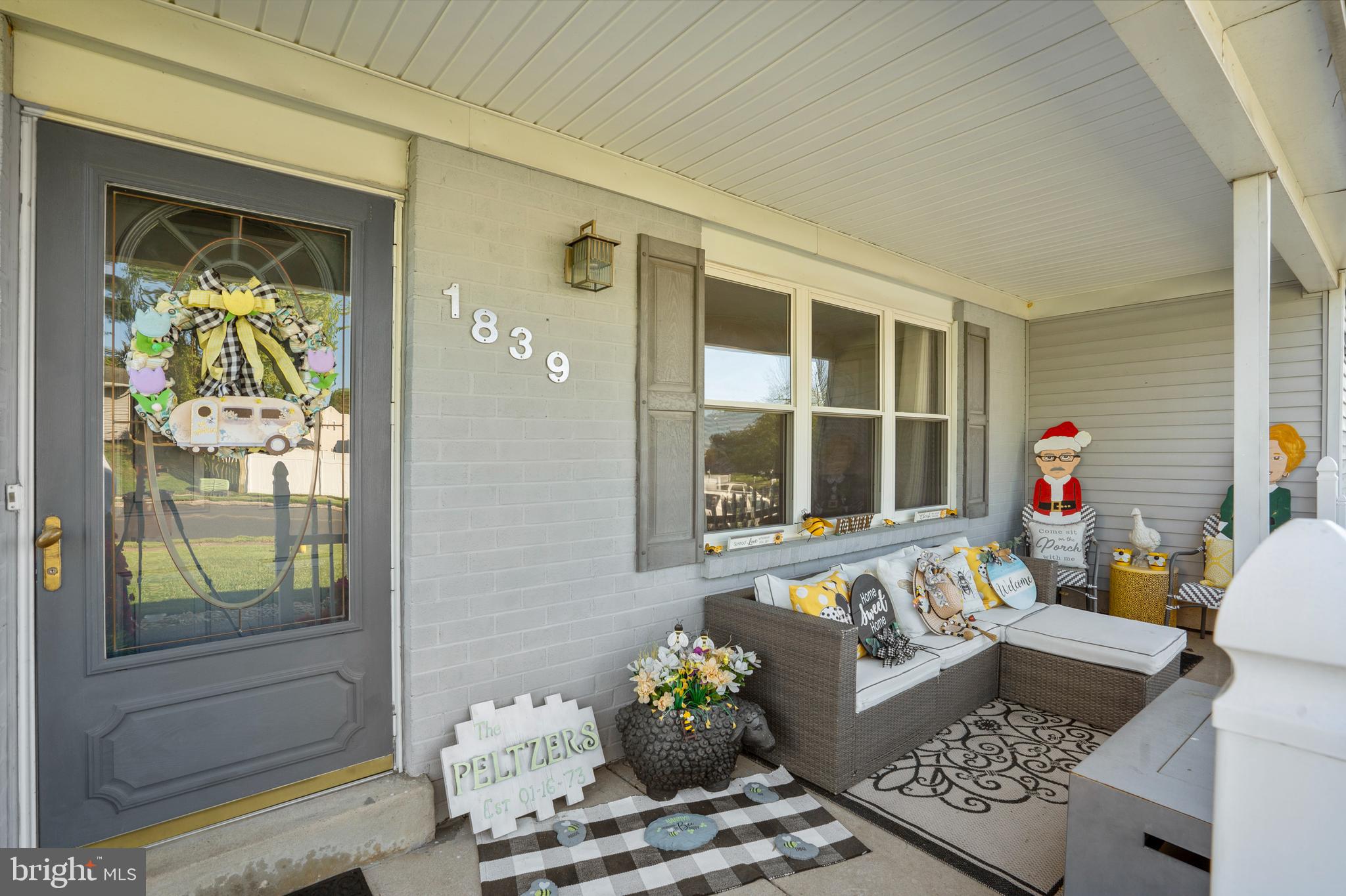 1839 HOLLANDALE DRIVE