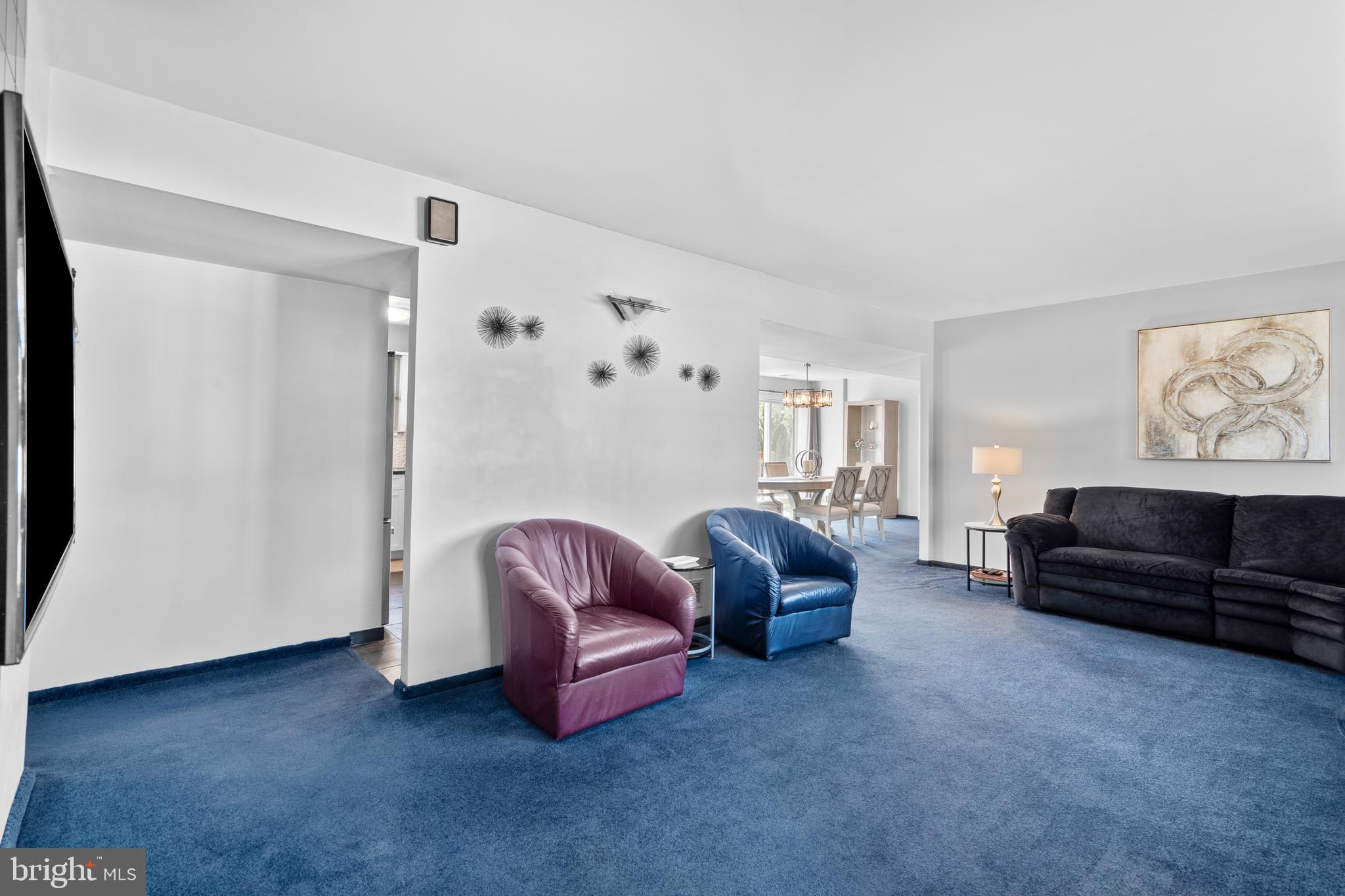 1839 HOLLANDALE DRIVE