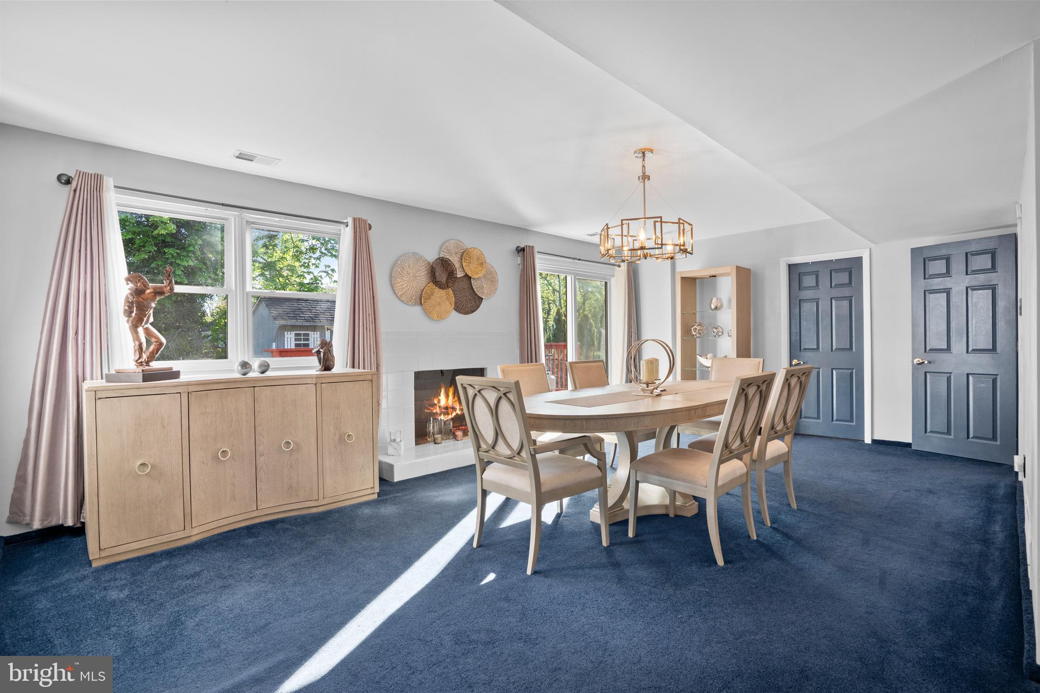 1839 HOLLANDALE DRIVE