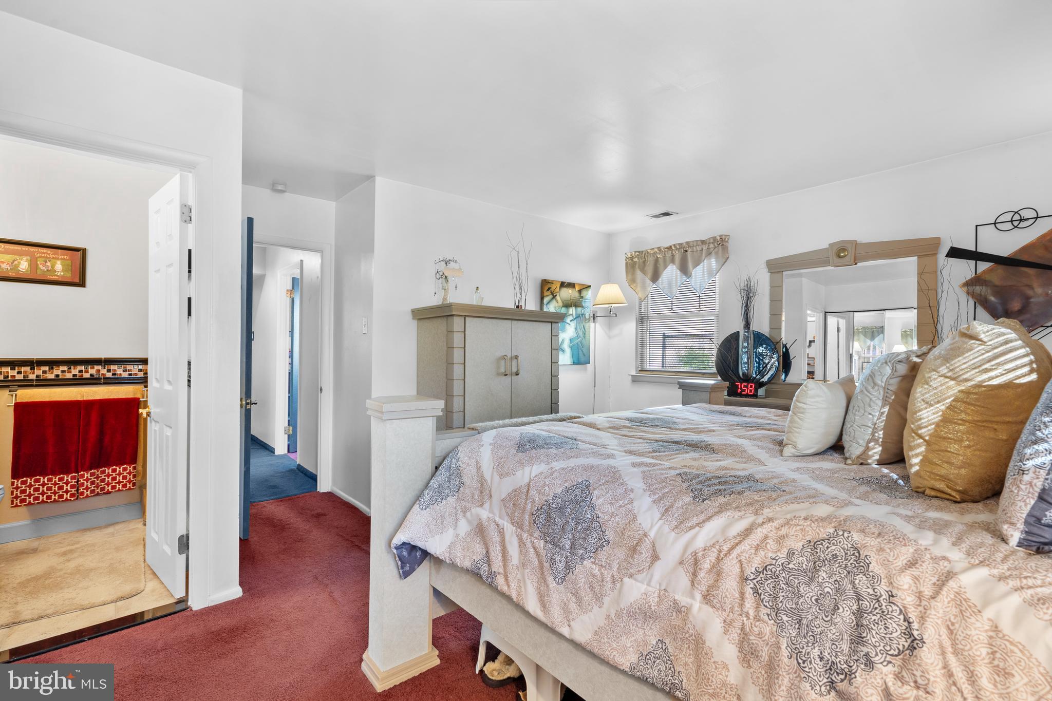 1839 HOLLANDALE DRIVE