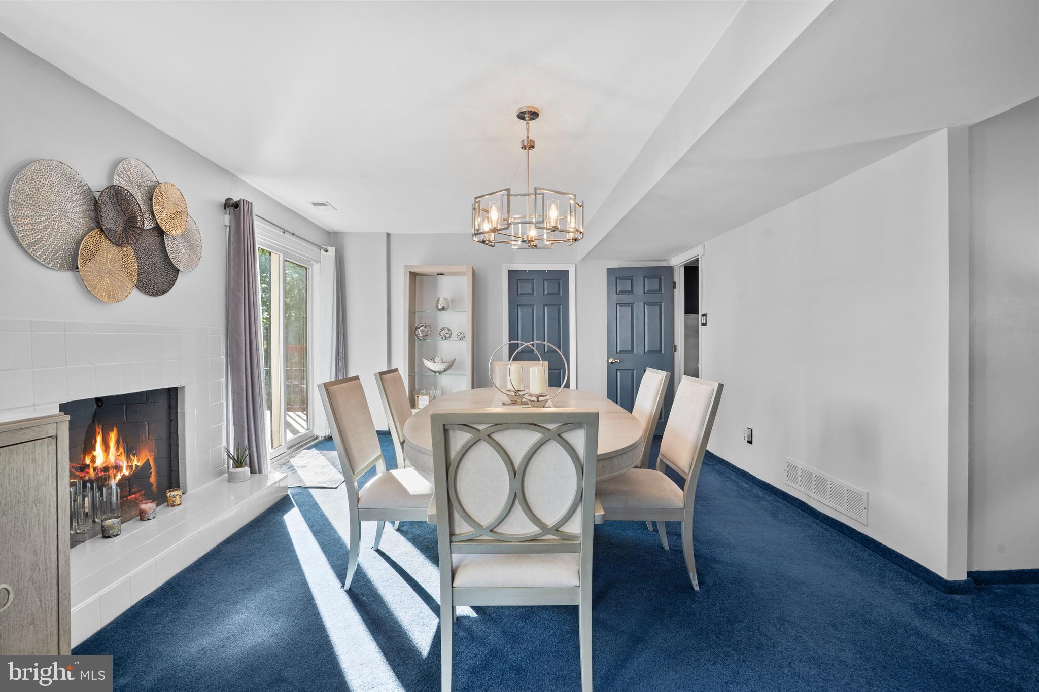 1839 HOLLANDALE DRIVE